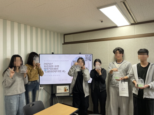 4d79baf0307113944b1ebb1d1f6e84b7_1762926876_1976.jpg 4d79baf0307113944b1ebb1d1f6e84b7_1762926876_1976.jpg